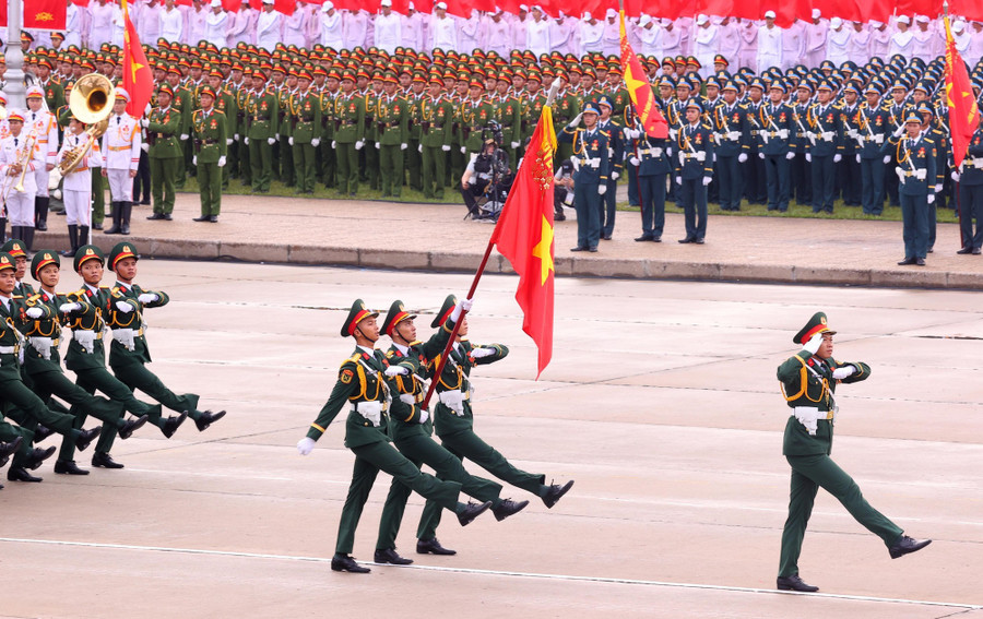 Khối sỹ quan Lục quân Quân đội Nhân dân Việt Nam trong Lễ diễu binh Kỷ niệm 80 năm Quốc khánh 2/9/2025. (Ảnh: TTXVN)