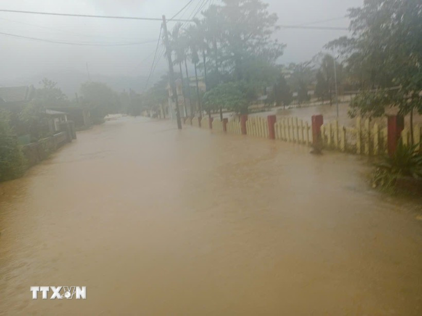 Mưa lớn gây ngập lụt tại nhiều địa phương ở tỉnh Quảng Trị. (Nguồn: TTXVN phát)