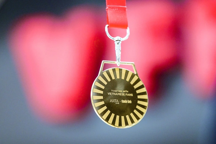 Trọng lượng 33 chỉ vàng mang biểu tượng đầy ẩn ý, đánh dấu cột mốc kỳ SEA Games lần thứ 33 rực rỡ