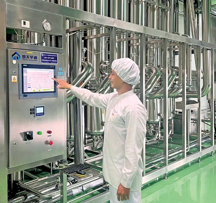 Anh Nguyễn Phi Thường là “cây sáng tạo trẻ” tại Công ty Cổ phần Fresenius Kabi Việt Nam. Ảnh: Nguyễn Muội Anh Nguyễn Phi Thường là “cây sáng tạo trẻ” tại Công ty Cổ phần Fresenius Kabi Việt Nam. Ảnh: Nguyễn Muội