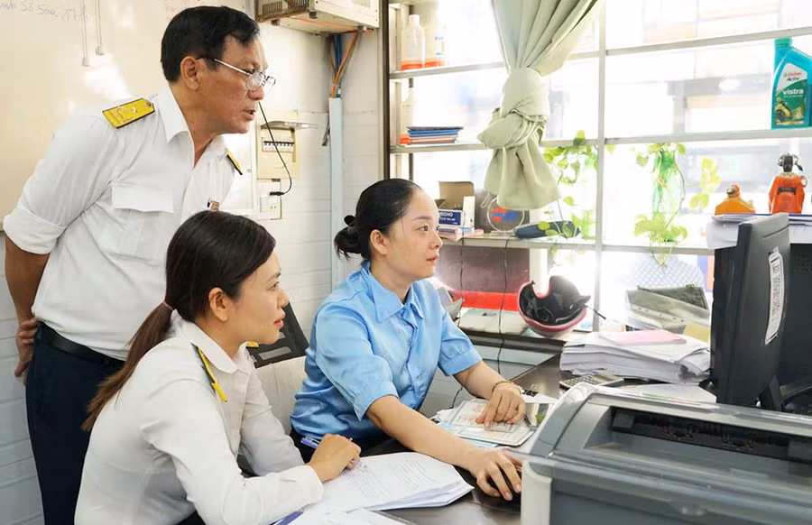 Cơ quan thuế rà soát hóa đơn điện tử trên hệ thống HĐĐT của ngành thuế.