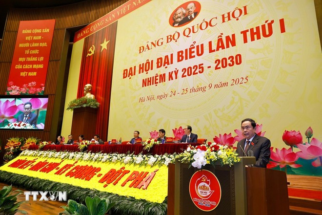 Ủy viên Bộ Chính trị, Bí thư Đảng ủy Quốc hội, Chủ tịch Quốc hội Trần Thanh Mẫn đọc Diễn văn khai mạc Đại hội. (Ảnh: Doãn Tấn/TTXVN) Ủy viên Bộ Chính trị, Bí thư Đảng ủy Quốc hội, Chủ tịch Quốc hội Trần Thanh Mẫn đọc Diễn văn khai mạc Đại hội. (Ảnh: Doãn Tấn/TTXVN)