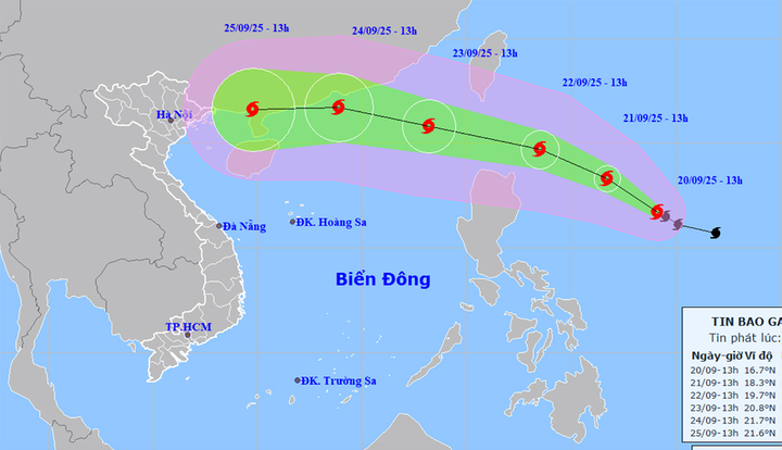 Bản đồ dự báo đường đi, khu vực ảnh hưởng của bão Ragasa. (Nguồn: NCHMF) Bản đồ dự báo đường đi, khu vực ảnh hưởng của bão Ragasa. (Nguồn: NCHMF)