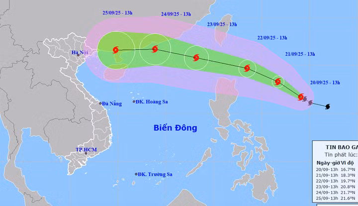 Bản đồ dự báo đường đi, khu vực ảnh hưởng của bão Ragasa. (Nguồn: NCHMF)