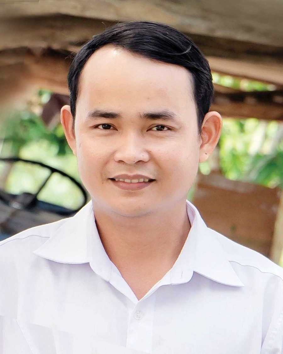Nhà thơ Nhiên Đăng. Ảnh: NVCC Nhà thơ Nhiên Đăng