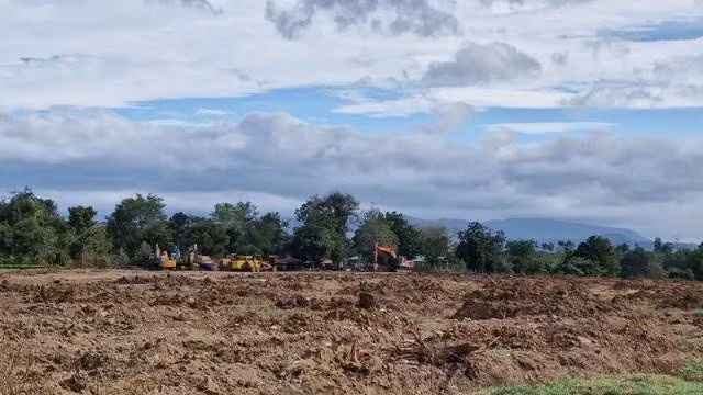 San ủi trái phép trong đất thuộc Ban Quản lý rừng phòng hộ Chư Sê quản lý. ẢNH: TRẦN HIẾU