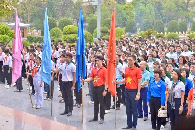 Thanh niên hội quân tại Điện Biên Phủ, trong Hành trình “Điện Biên Phủ - Khát vọng non sông” năm 2024. ẢNH: ĐINH HUY