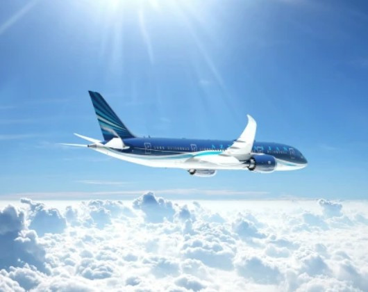 Azerbaijan Airlines là hãng hàng không quốc gia của Azerbaijan. ảnh: Azerbaijan Airlines Azerbaijan Airlines là hãng hàng không quốc gia của Azerbaijan. ảnh: Azerbaijan Airlines