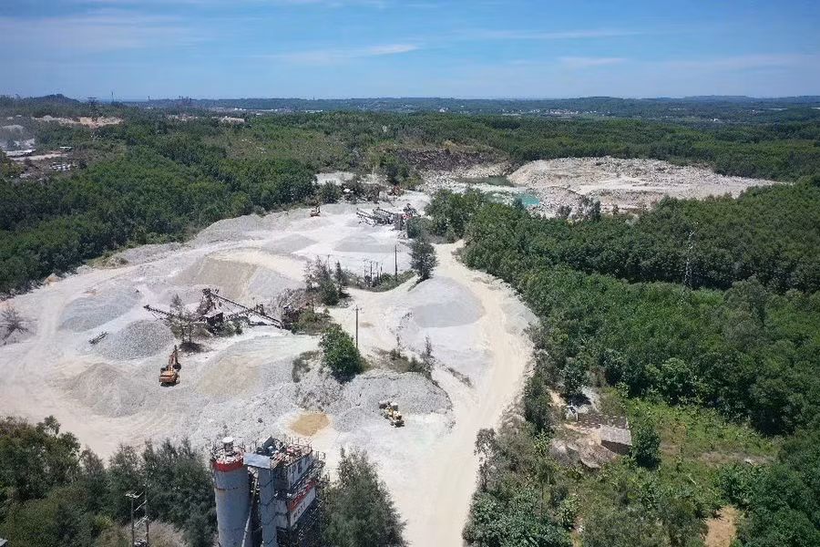 Mỏ đá Thượng Hòa, nơi xảy ra vụ tai nạn lao động ẢNH: HẢI PHONG