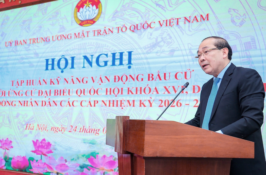 Phó chủ tịch Ủy ban Trung ương MTTQ Việt Nam Hoàng Công Thủy phát biểu khai mạc hội nghị.