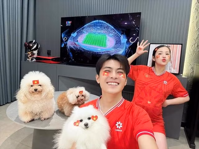 Khoảnh khắc đáng yêu của vợ chồng Puka - Gin Tuấn Kiệt