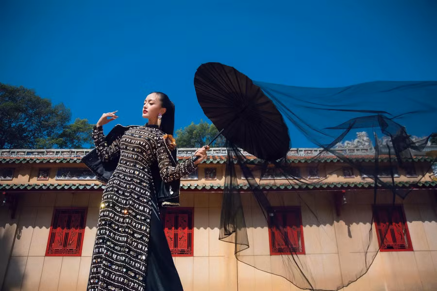 Năm nay, Nicole Hồ dự kiến chào đón tết bằng các hoạt động tôn vinh văn hóa Việt cũng như cùng cộng đồng tổ chức lễ hội mừng năm mới ở Mỹ. “Quan trọng nhất, tôi sẽ dành thời gian bên gia đình và những người thân yêu. Vì tôi biết rằng, tết là dịp để đoàn viên” . Ảnh: NVCC