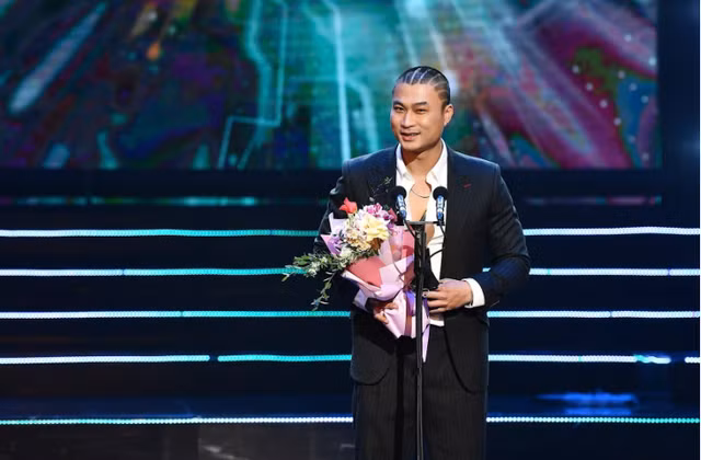 Diễn viên Duy Hưng giành giải thưởng "Nam diễn viên ấn tượng"