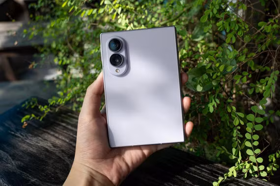 iPhone Duo vừa được giới thiệu, Galaxy Z Fold8 bán tăng 10%: Vì sao?