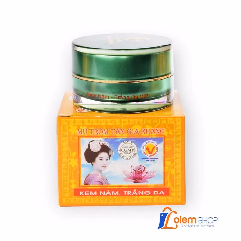kem-nam-trang-da-mu-trom-tan-gia-khang.jpg