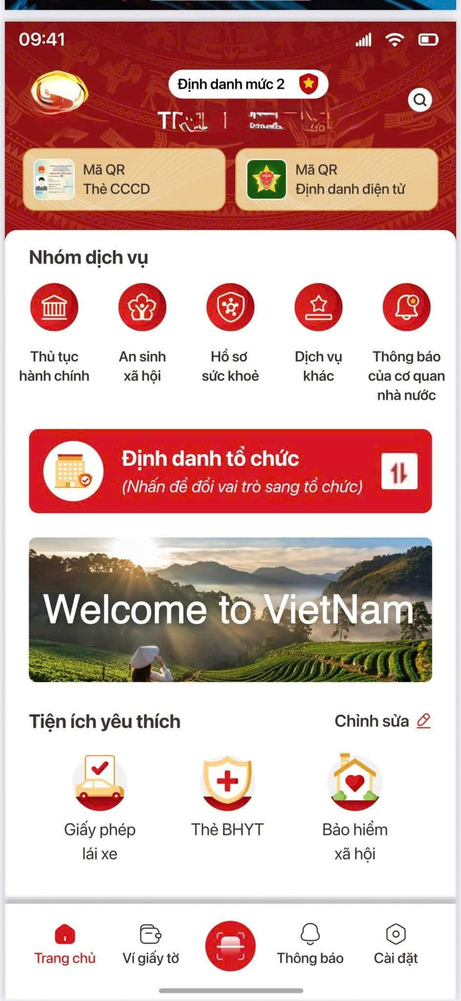 Cần cập nhật thông tin về giấy phép lái xe trên ứng dụng VneID. Ảnh: Minh Ngọc can-cap-nhat-thong-tin-ve-giay-phep-lai-xe-tren-ung-dung-vneid-anh-minh-ngoc.jpg
