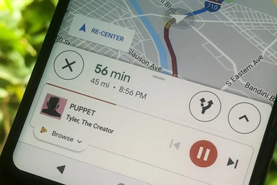 Tính năng điều khiển nhạc khi điều hướng bất ngờ biến mất trên Google Maps Android