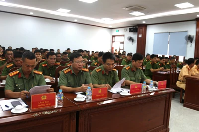 Quang cảnh Lễ khai giảng lớp tập huấn, bồi dưỡng nghiệp vụ đăng ký xe năm 2025