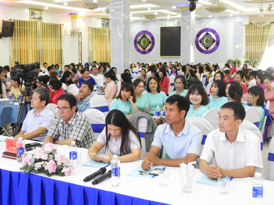 Các đại biểu dự hội nghị. Ảnh Thanh Nhật cac-dai-bieu-du-hoi-nghi-anh-thanh-nhat-dscn5105.jpg