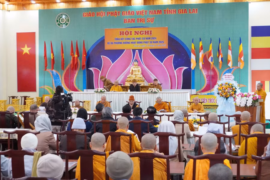 quang-canh-hoi-nghi-tong-ket-hoat-dong-phat-su-nam-2024-va-trien-khai-nhiem-vu-nam-2025-cua-ban-tri-su-giao-hoi-phat-giao-viet-nam-tinh-gia-lai-anh-thanh-nhat.jpg