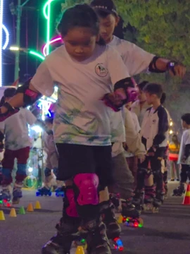 60s Gia Lai: Sân chơi patin nghệ thuật tại Phố đêm chợ nhỏ