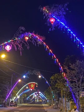 60s Gia Lai: Cây nêu đón Tết