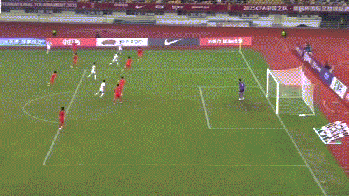 Bàn thắng phút 81 với nỗ lực của Văn Thuận và sự nhạy bén của Minh Phúc.