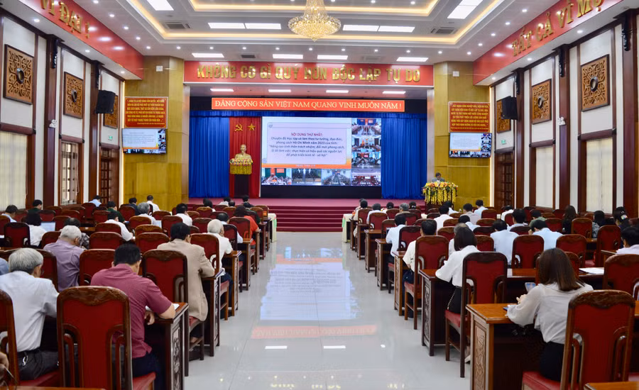 Quang cảnh hội nghị tại điểm cầu Hội trường 2-9 (TP. Pleiku). Ảnh: Anh Huy