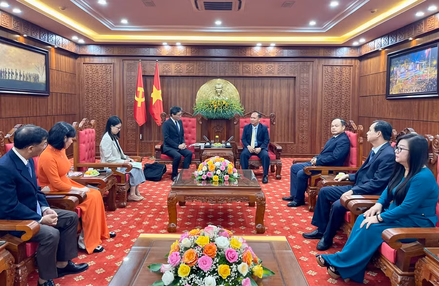 Quang cảnh buổi lễ đón tiếp ngài Tổng Lãnh sự Nhật Bản tại Đà Nẵng. Ảnh: P.D