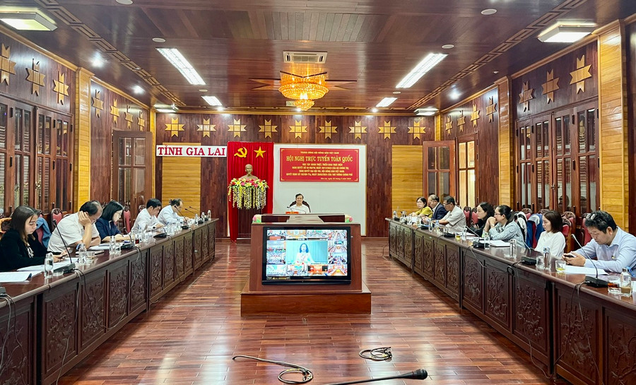 Quang cảnh hội nghị tại điểm cầu Hội trường 2-9 (TP. Pleiku). Ảnh: P.D Quang cảnh hội nghị tại điểm cầu Hội trường 2-9 (TP. Pleiku). Ảnh: P.D