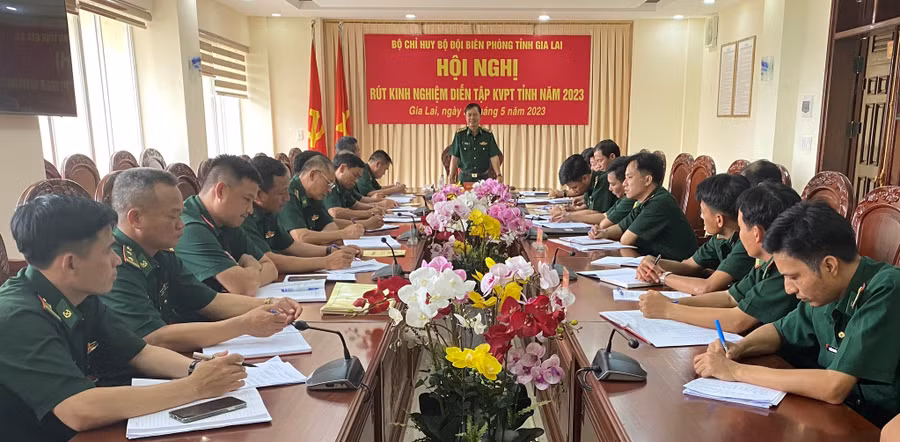 Quang cảnh hội nghị rút kinh nghiệm. Ảnh: Kiên Quyết