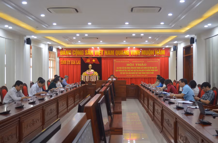 Quang cảnh hội thảo tại điểm cầu Tỉnh ủy Gia Lai. Ảnh: Anh Huy