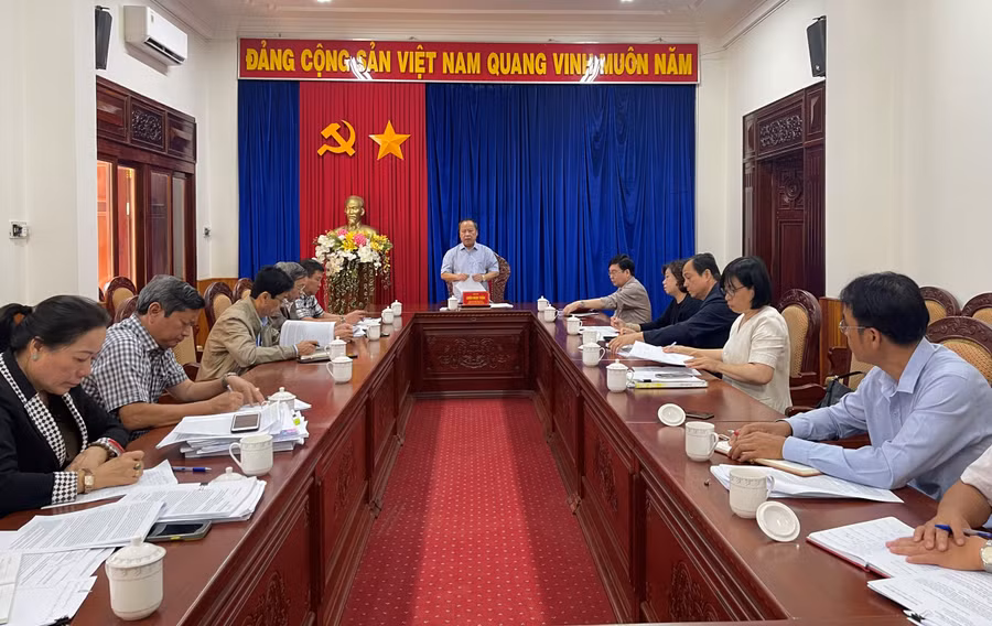 Quang cảnh cuộc họp của Tổ giúp việc Ban Thường vụ Tỉnh ủy triển khai các nội dung công tác năm 2024. Ảnh: P.D Quang cảnh cuộc họp của Tổ giúp việc Ban Thường vụ Tỉnh ủy triển khai các nội dung công tác năm 2024. Ảnh: P.D