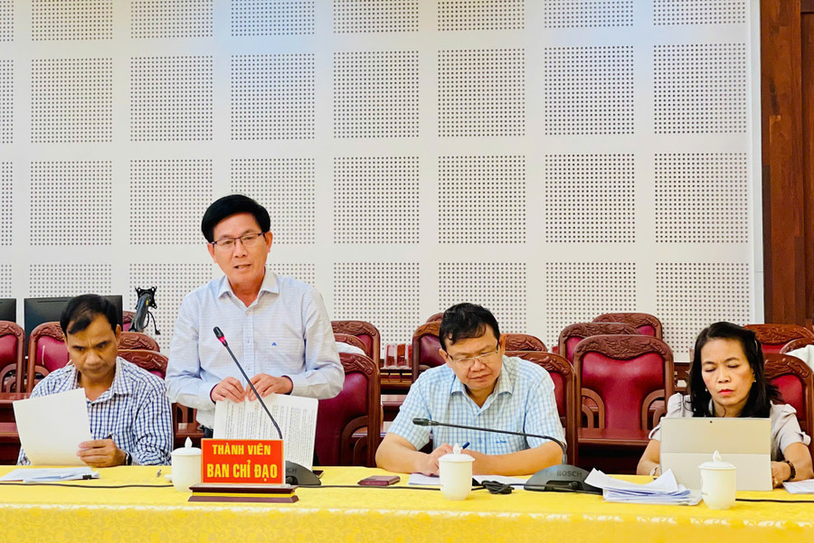 Các thành viên Ban Chỉ đạo tham gia ý kiến tại cuộc họp. Ảnh: .P.D Các thành viên Ban Chỉ đạo tham gia ý kiến tại cuộc họp. Ảnh: .P.D