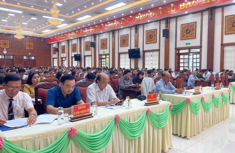 Các đại biểu tham dự hội nghị. Ảnh: Anh Huy