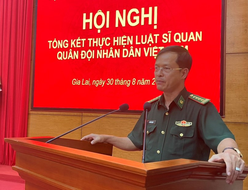 Đại tá Trần Tiến Hải phát biểu tại hội nghị. Ảnh: Quốc Vinh Đại tá Trần Tiến Hải phát biểu tại hội nghị. Ảnh: Quốc Vinh