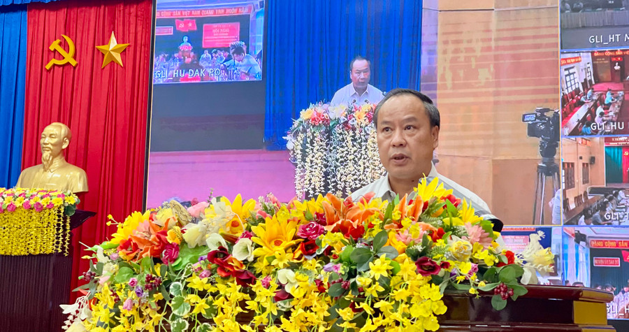 Phó Bí thư Thường trực Tỉnh ủy Châu Ngọc Tuấn phát biểu tại hội nghị. Ảnh: P.D Phó Bí thư Thường trực Tỉnh ủy Châu Ngọc Tuấn phát biểu tại hội nghị. Ảnh: P.D