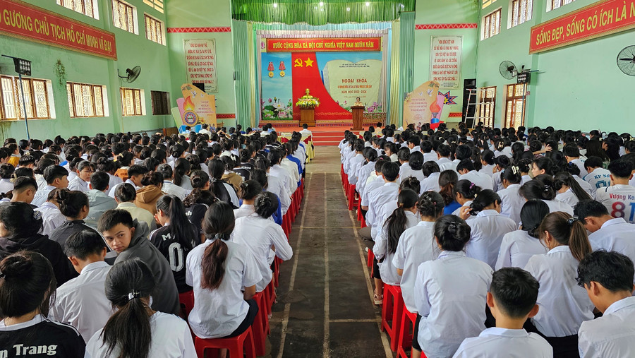 Quang cảnh buổi ngoại khóa. Ảnh: Anh Huy Quang cảnh buổi ngoại khóa. Ảnh: Anh Huy