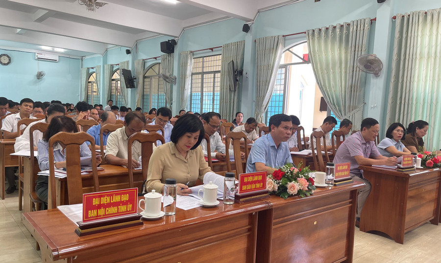 Các đại biểu tham dự hội nghị Ban Chấp hành Đảng bộ Khối lần thứ 18. Ảnh: P.D