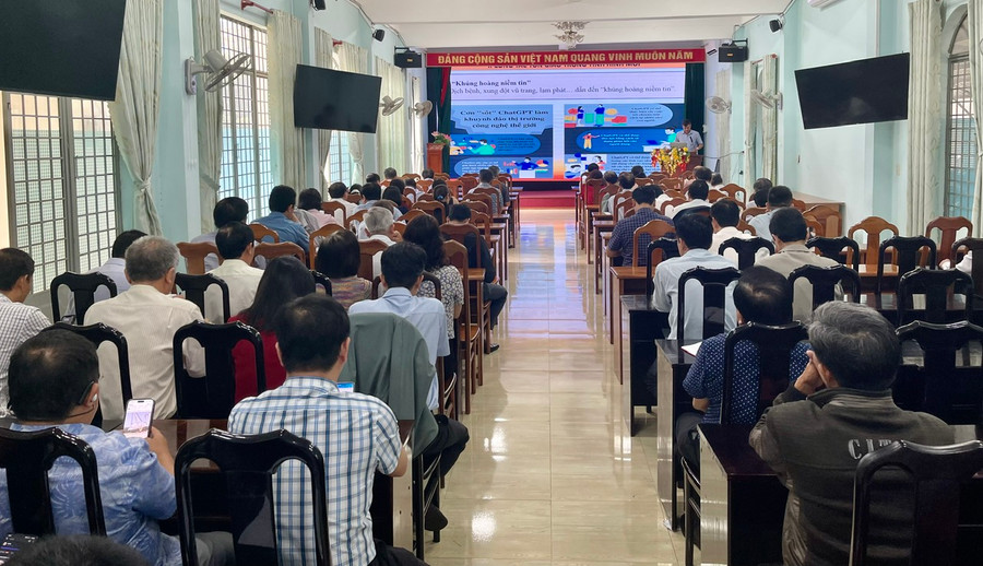 Quang cảnh hội nghị báo cáo viên quý II-2024. Ảnh: P.D Quang cảnh hội nghị báo cáo viên quý II-2024. Ảnh: P.D