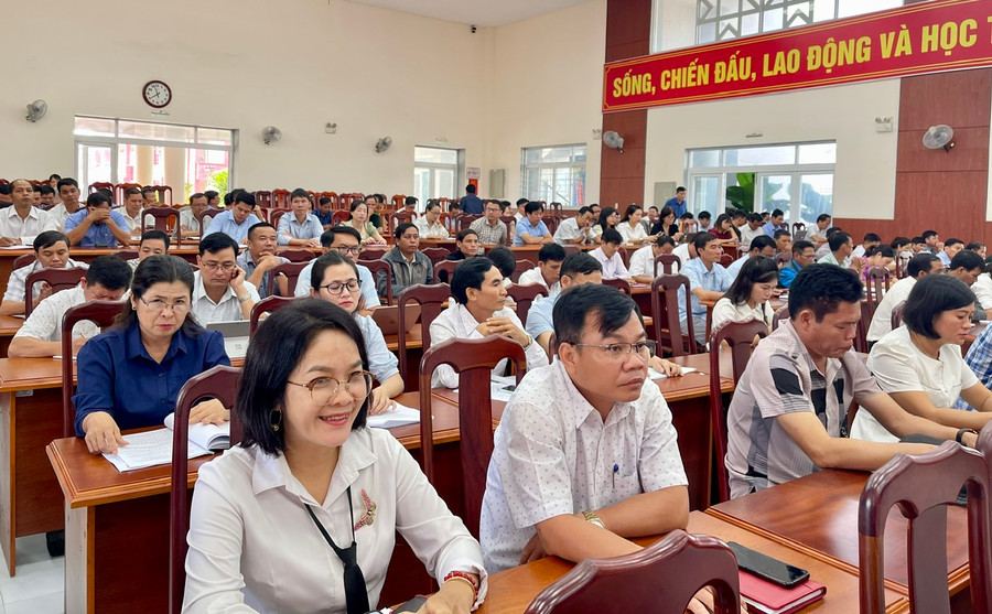 221 học viên tham gia lớp tập huấn, bồi dưỡng nghiệp vụ công tác tuyên truyền miệng. Ảnh: P.D