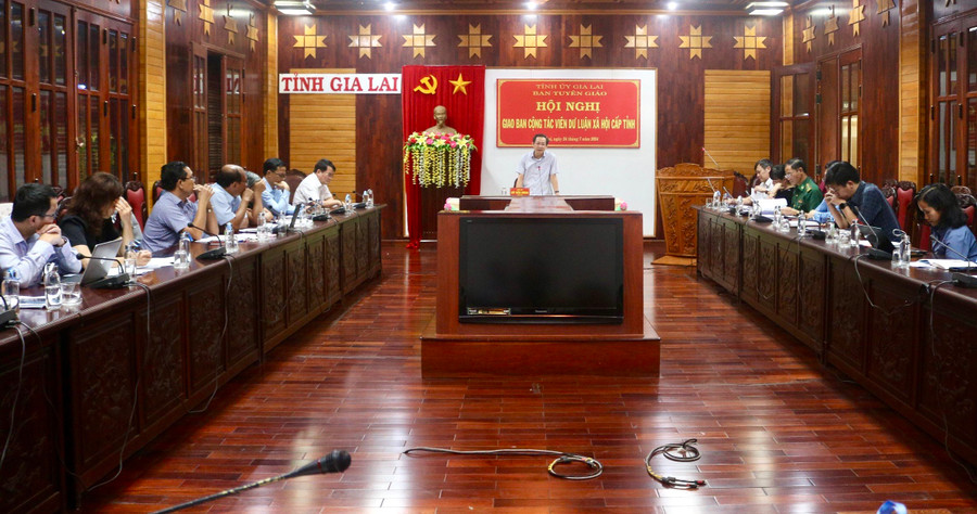 Quang cảnh hội nghị giao ban cộng tác viên dư luận xã hội cấp tỉnh. Ảnh: P.D