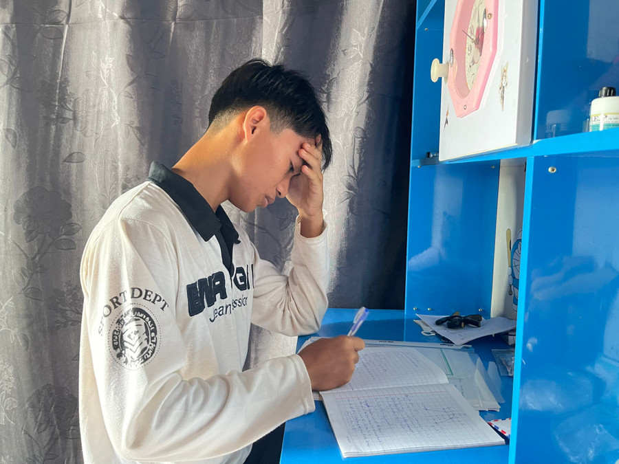 Gen Z-thế hệ hoa tuyết dễ tổn thương khi đối diện những khó khăn, thách thức trong cuộc sống. Ảnh: Đồng Lai