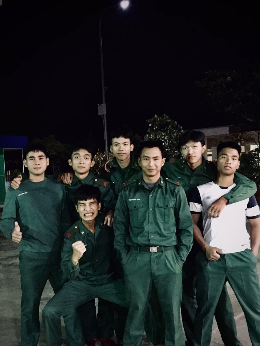 Những chiến sĩ Bộ đội Biên phòng tỉnh Gia Lai healthy life style sau thời gian căng thẳng. Ảnh: NVCC