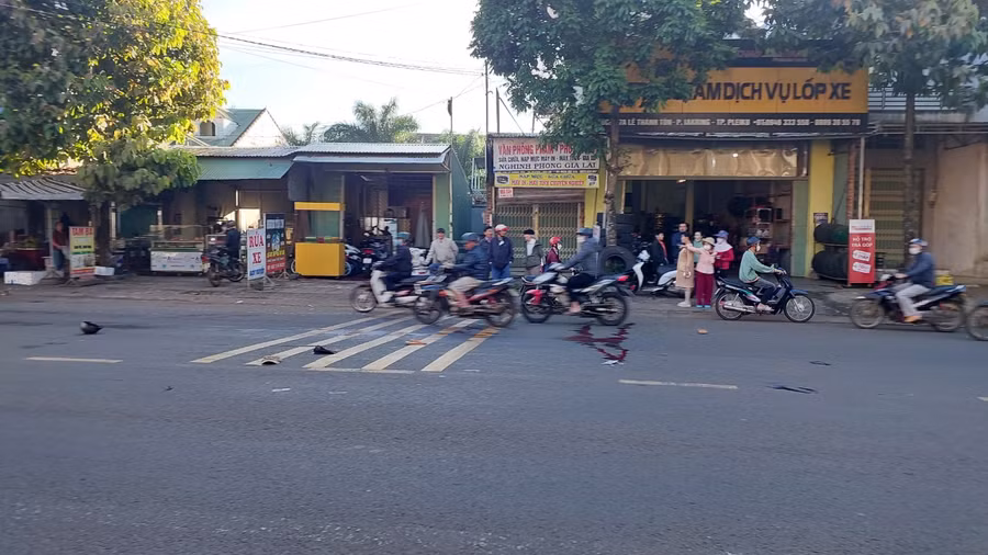 Hiện trường vụ tai nạn. Ảnh: Nguyễn Diệp