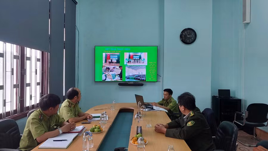 Ban Thư ký Khu dự trữ sinh quyển thế giới cao nguyên Kon Hà Nừng giới thiệu, quảng bá bằng hình thức trực tuyến đến 11 khu dự trữ sinh quyển thế giới ở Việt Nam. Ảnh: Nguyễn Diệp