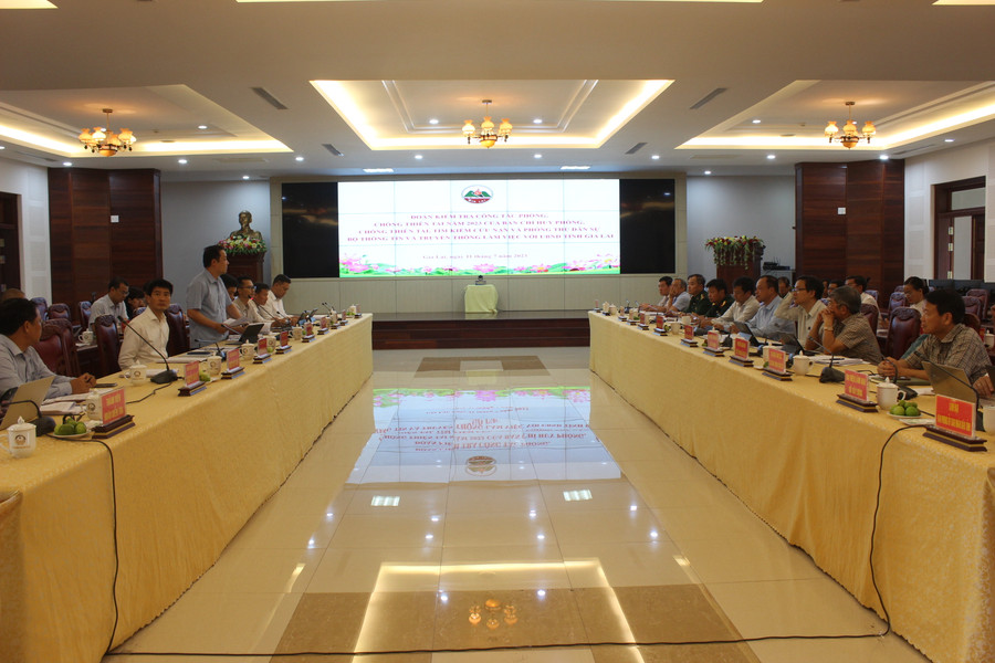 Thứ trưởng Bộ thông tin và Truyền thông Phạm Đức Long phát biểu tại buổi làm việc.Ảnh: Nguyễn Diệp Thứ trưởng Bộ thông tin và Truyền thông Phạm Đức Long phát biểu tại buổi làm việc.Ảnh: Nguyễn Diệp