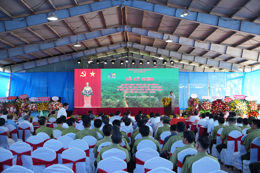 Các đại biểu tham dự lễ kỷ niệm ôn lại truyền thống của lực lượng Kiểm lâm. Ảnh: Nguyễn Diệp Các đại biểu tham dự lễ kỷ niệm ôn lại truyền thống của lực lượng Kiểm lâm. Ảnh: Nguyễn Diệp