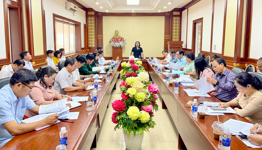 Quang cảnh buổi làm việc của Tổ giám sát số 2 thuộc Đoàn giám sát của HĐND tỉnh Gia Lai. Ảnh: V.T