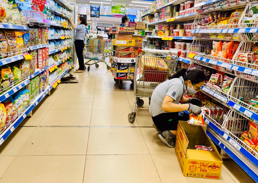 21.000 sản phẩm hàng Việt đang được ưu đãi, giảm giá tại Siêu thị Co.opmart Pleiku. Ảnh: Vũ Thảo